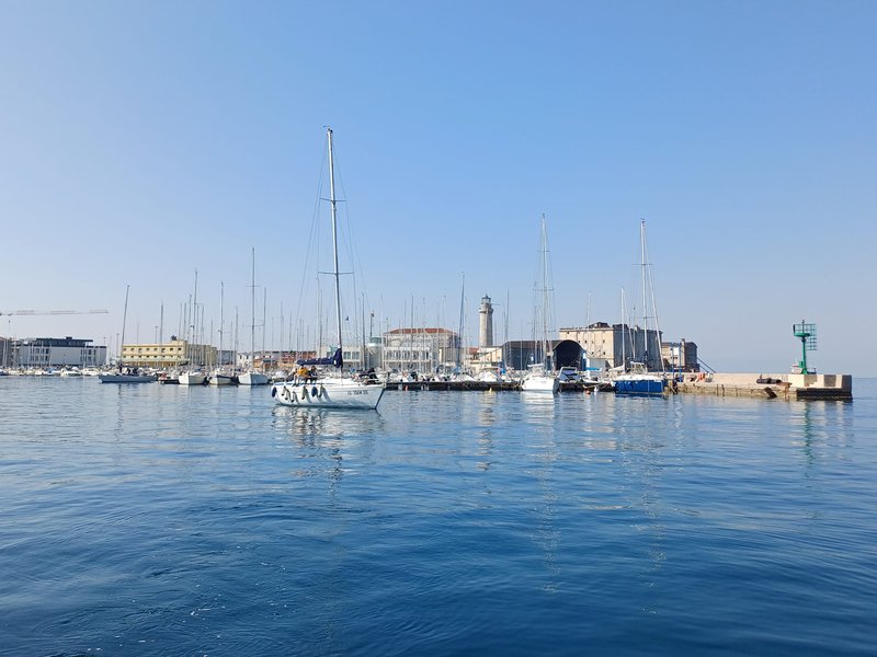 immagine anteprima per la notizia: al via una nuova collaborazione tra arpa fvg e isis nautico ga...