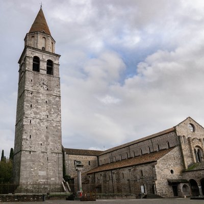 La Basilica e il campanile, tra i beni esposti agli hazard climatici.