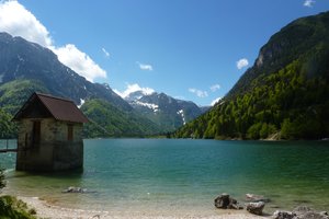 immagine anteprima della pagina: <p data-block-key="z6gus"><b>acque trasparenti, equilibri invisi...