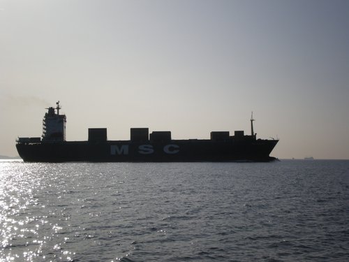 Nave porta container nel Golfo di Trieste - © Arpa FVG