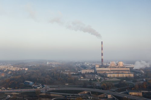 ciminiera_industria_emissioni
