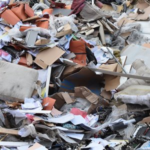 immagine anteprima per la notizia: pubblicate le linee guida per la gestione dei rifiuti